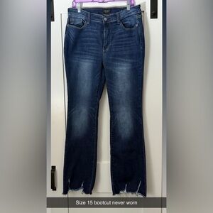 Judy Blue Frayed Hem Bootcut Jeans